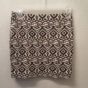 Forever 21 Aztec print Skirt